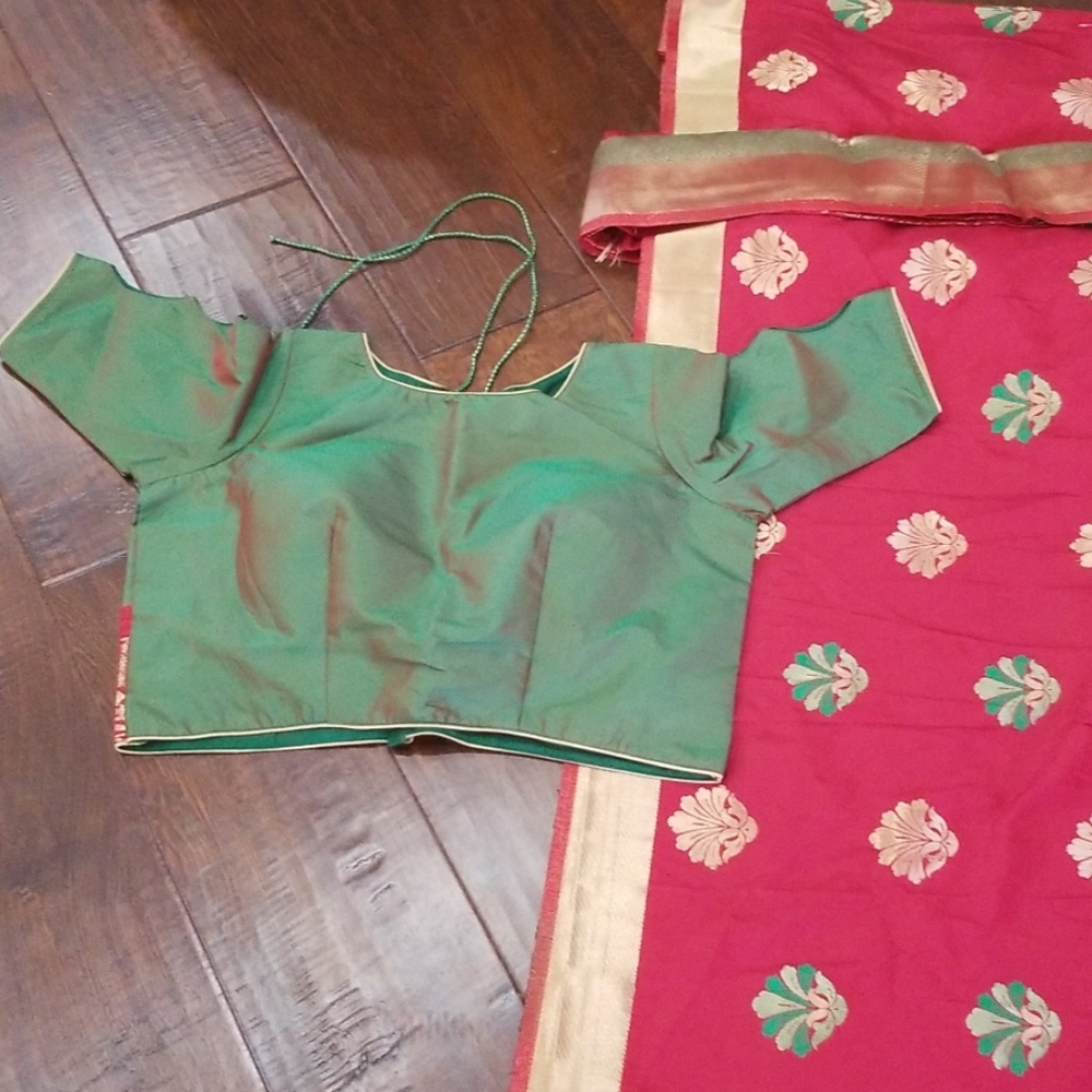 Saree with blouse! New - Picture 2 of 8